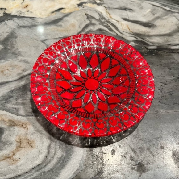 Sydenstricker Red Fused Glass 6” Trinket Dish - Picture 10 of 10
